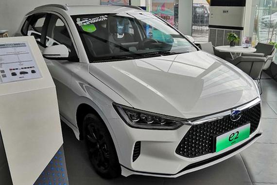 比亚迪e2现车到店 预售价10万-13万元