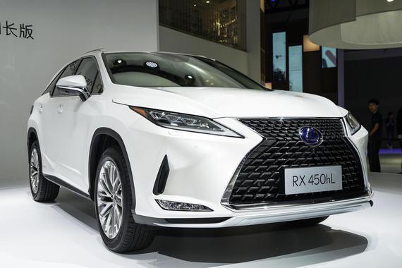 轴距没变，车长增加！全新雷克萨斯RX-L登陆成都车展！