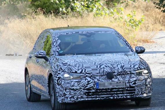 预计10月亮相 新一代高尔夫GTE谍照曝光