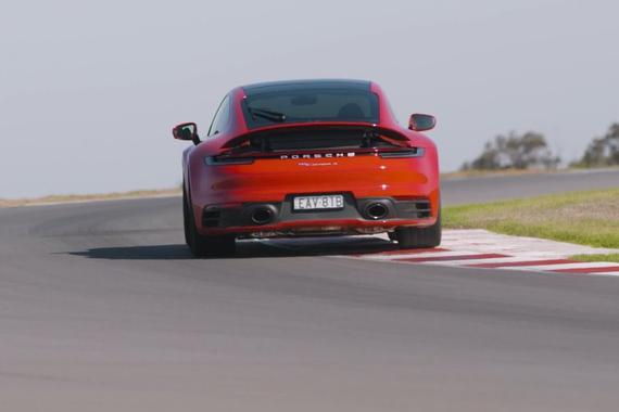 证明自己 保时捷911 992赛道展示