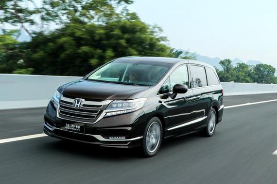 东风本田艾力绅锐·混动哪一款值得买？