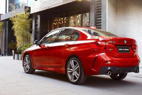 宝马国产新款1系谍照曝光 全系更名-换电子挡杆