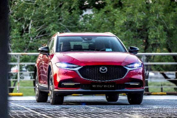 动力不变/颜值“吸睛“ 马自达新款CX-4官图发布