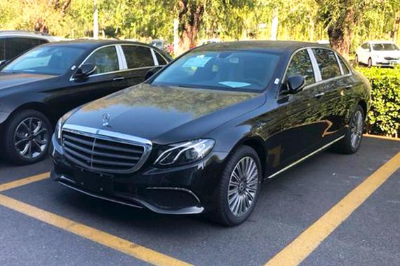 奔驰新款E级到店实拍 本月底上市/升级多项配置