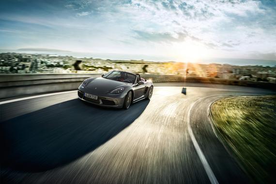 保时捷召回部分进口911、帕那美拉等汽车