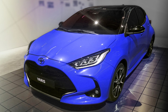 东京车展亮相/或推混动版 曝丰田全新Yaris谍照