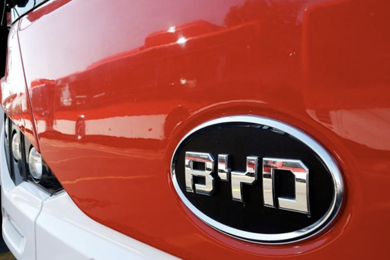 财报|比亚迪第三季度净利暴跌88.6%  预计全年盈利下滑43%