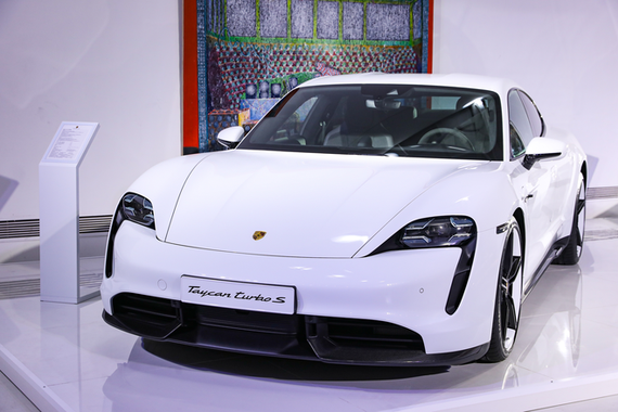 电驰 神往 全新保时捷Taycan私享品鉴会