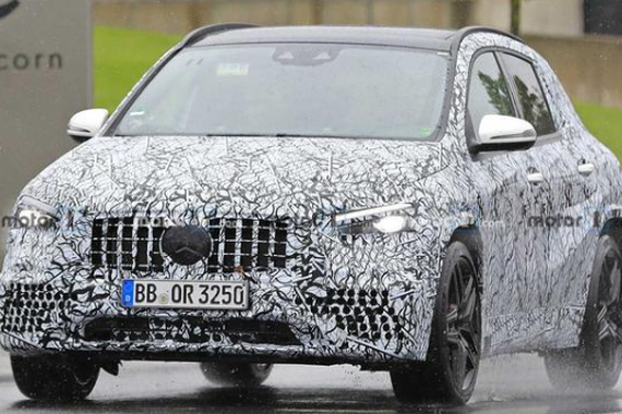 强化运动氛围？全新AMG GLA 45内饰曝光，配一体式运动座椅