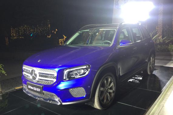 北京奔驰GLB正式上市 售价31.48-35.48万元