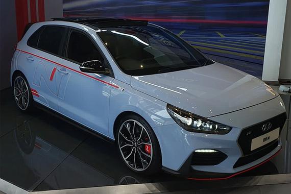 现代新i30运动版实拍 搭2.0T发动机+6速手动变速箱