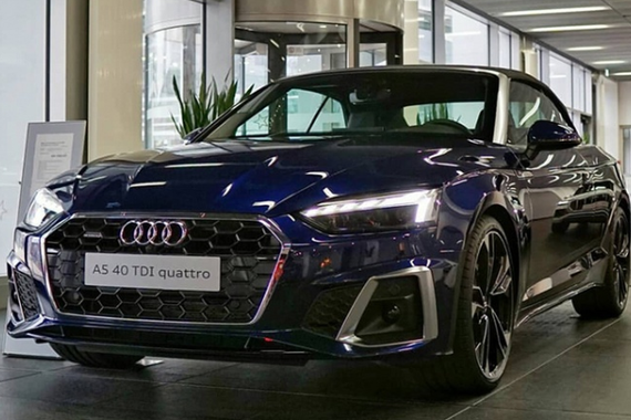 奥迪新A5敞篷版进店实拍 搭2.0T引擎造型更精致