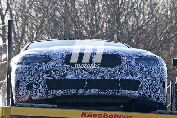 宝马新4系敞篷版谍照 配轻混系统/2021年上市