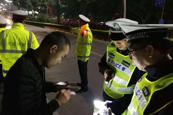 公安部：再推6项公安交管改革便民利企新措施