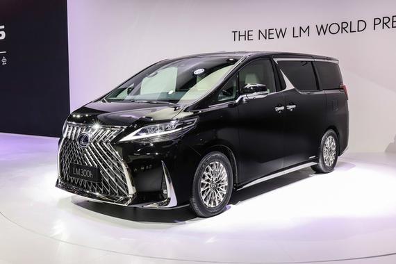 雷克萨斯LM开启预售 预售价116.6-146.6万元