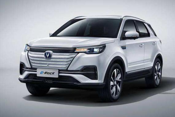 搭载比亚迪的三元锂电池 续航 605 km 长安E-Rock或于3月上市