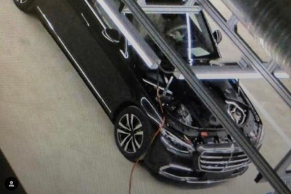 更加年轻化 奔驰全新S级无伪谍照/假想图密集曝光