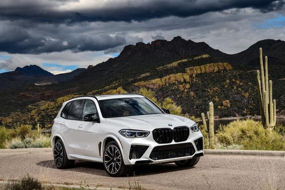 实用与性能兼备 宝马全新X5 M雷霆版官图发布