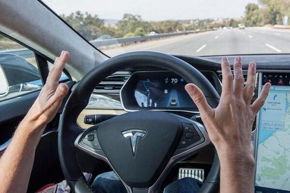 NTSB认定两起特斯拉撞车事故中Autopilot系统和司机都有责任