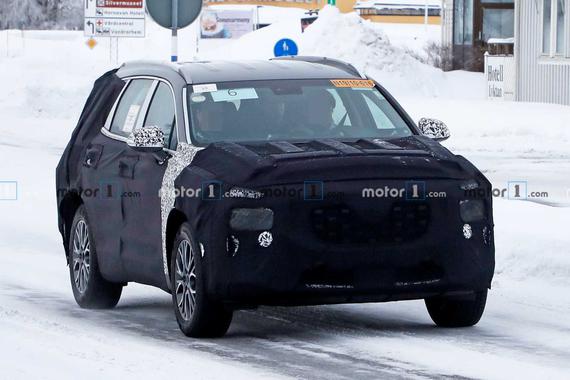 现代胜达车型谍照曝光 预计将在年内发布