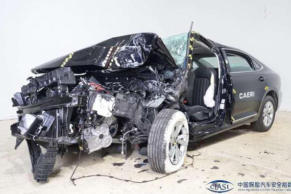 偏置碰撞哪个更有说服力