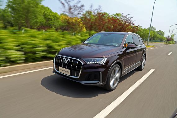 百万级SUV贵在哪 体验全新奥迪Q7