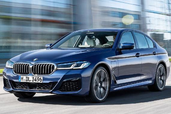 新款宝马5系正式发布！终于上48V轻混了！