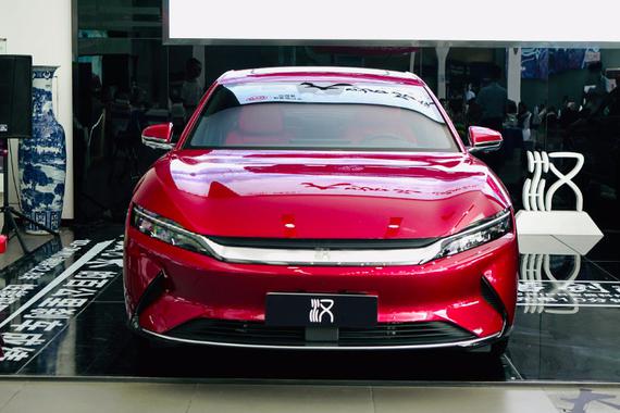 静态体验比亚迪汉试装车：“带刀”入场，杀向Model 3/小鹏P7