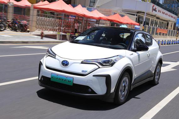 舒适实用但略中庸 试驾广汽丰田C-HR EV