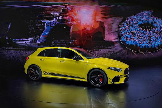 2020成都车展：AMG CLA 35/AMG A 45 S售价43.98-57.98万元