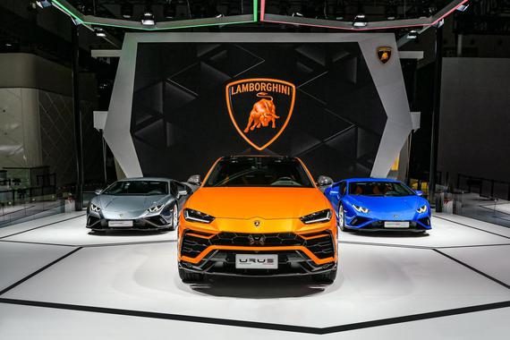 2020成都车展：兰博基尼Urus全新珍珠漆特别版亮相
