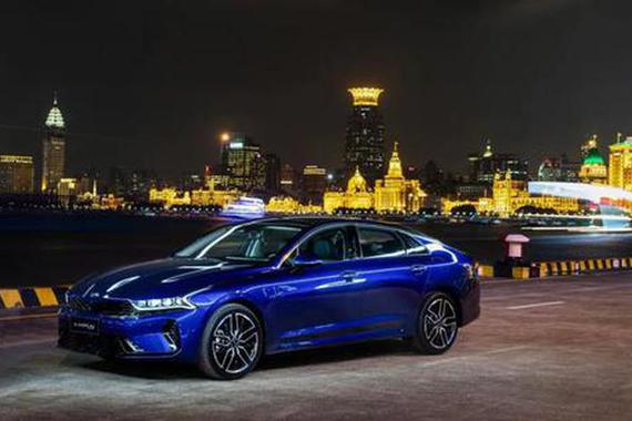 发现起亚从凯酷（ALL NEW K5）开始，东风悦达起亚将回归年轻本真
