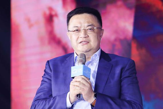 尤峥：利用3-5年完成从传统车向新能源的转变