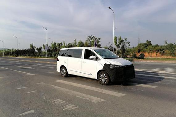 首款燃料电池MPV 大通EUNIQ 7将于9月13日亮相