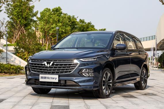 人民需要的4+X大四座 五菱凯捷静态体验