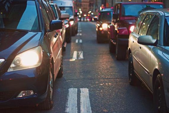 车企上半年普遍亏损 各自找“药方”