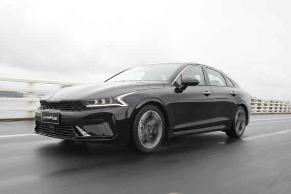 最年轻的B级车 试驾宝藏型选手K5凯酷270T
