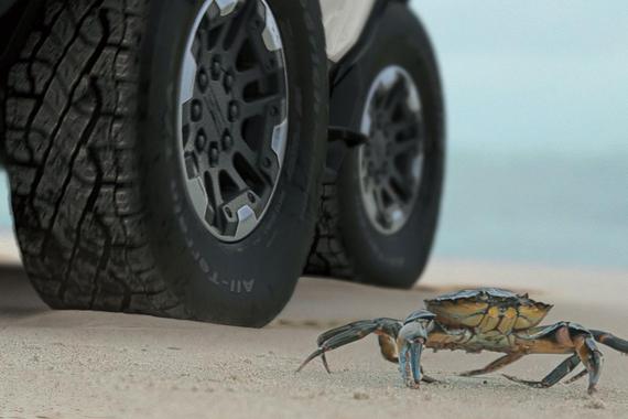 螃蟹模式增强越野性能 悍马电动皮卡将于10月21日全球首发