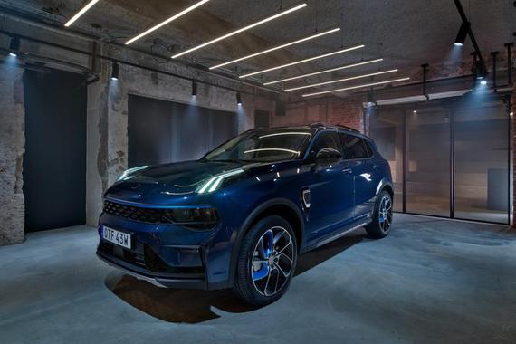 领克01全球版预售 中国车型20.88万元起