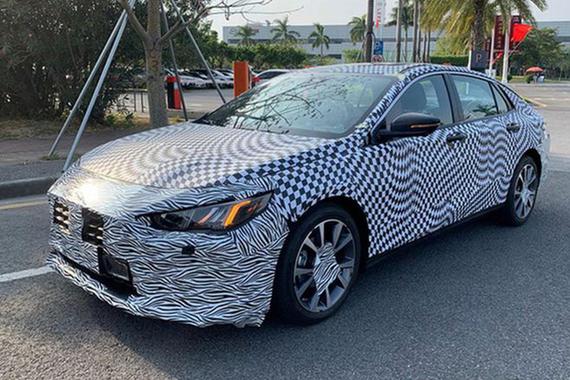 或广州车展首发 广汽传祺全新轿车路试谍照曝光