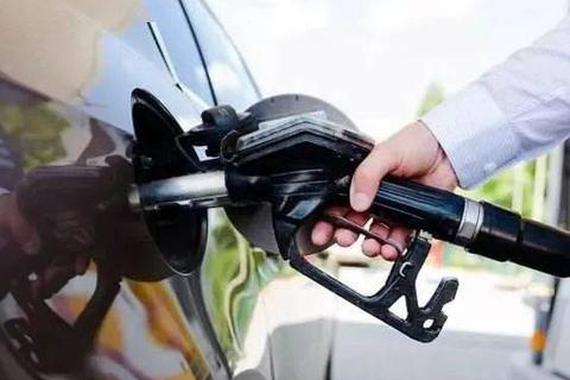 想要百公里超低油耗？15万左右选这四款“经济适用男”混动轿车