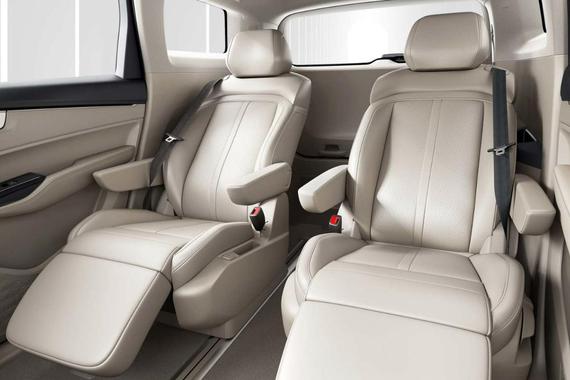 质优价廉空间大，年底买车看这三款就够了！