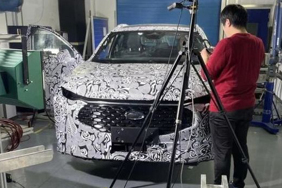 比奔驰还敢玩 下一代福特蒙迪欧内饰曝光