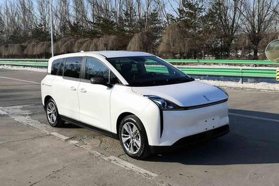 单侧滑门/主打出行服务 一汽奔腾E05申报图