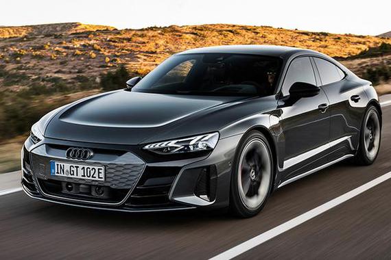 今年国内上市 奥迪e-tron GT全球首发亮相