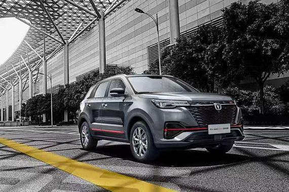 长安CS55PLUS对比吉利ICON，谁更胜一筹？