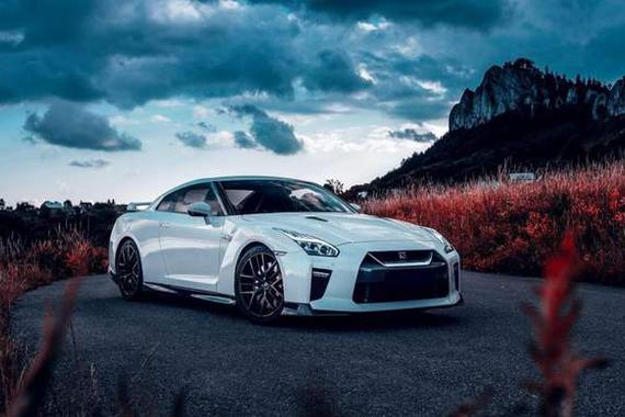 看“车标”来论“高级” 这些“破”品牌竟然让你高攀不起！