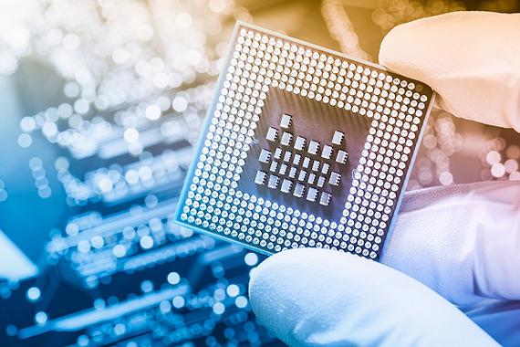 芯片短缺影响仍在持续：通用汽车延长减产计划 Stellantis集团警告称还将影响一年