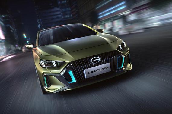 广汽传祺影豹对比领克03 要帅更要实在