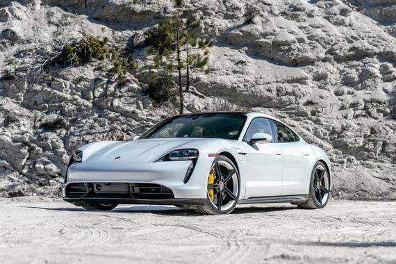 保时捷全球范围内召回Taycan 系12V电池断电原因